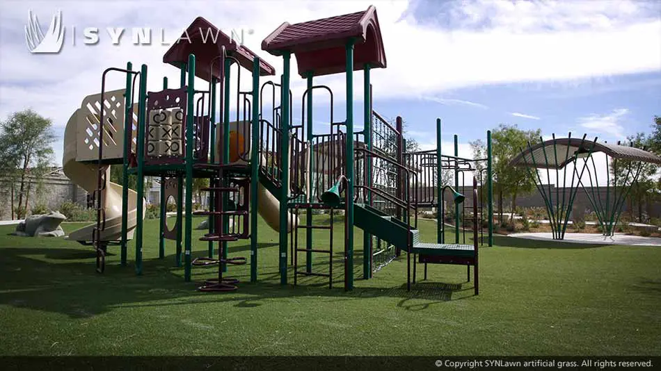 artificial-grass-for-play-areas-040.jpg.webp