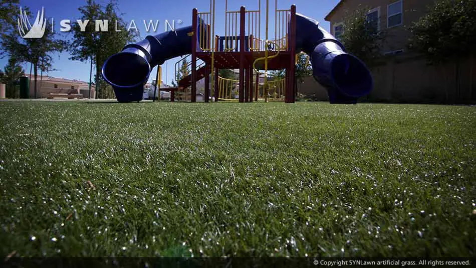 artificial-grass-for-play-areas-042.jpg.webp